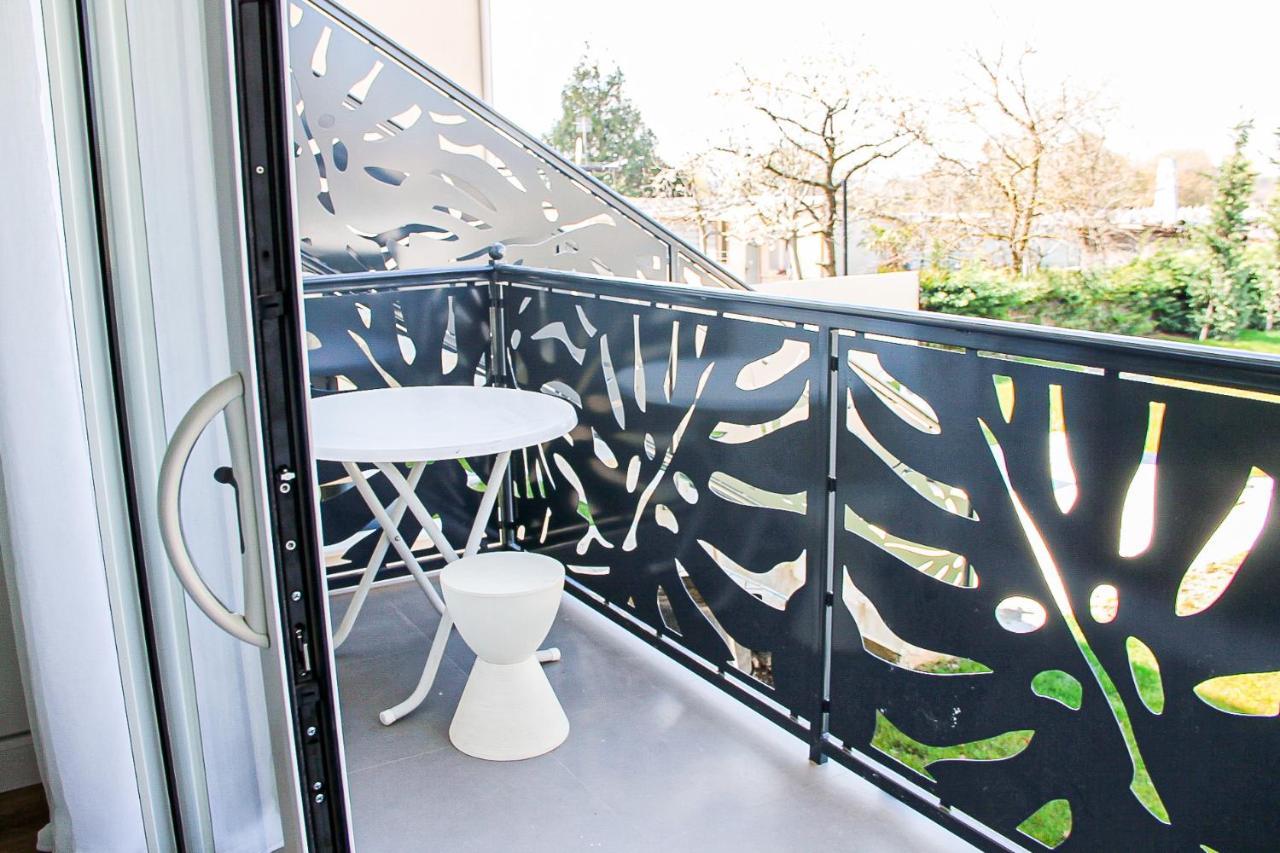 Апартаменты Grand T1 Moderne Jardin Pres De Cdg Ле-Тие Экстерьер фото